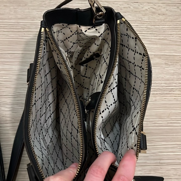 Kate Spade Purse - Picture 4 of 8